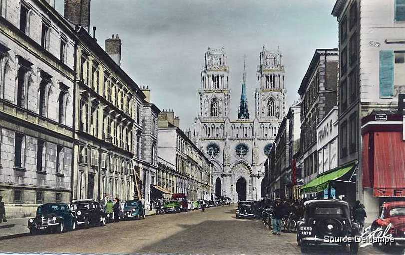 45 Orleans Rue Jeanne D Arc et la Cathedrale I.jpg